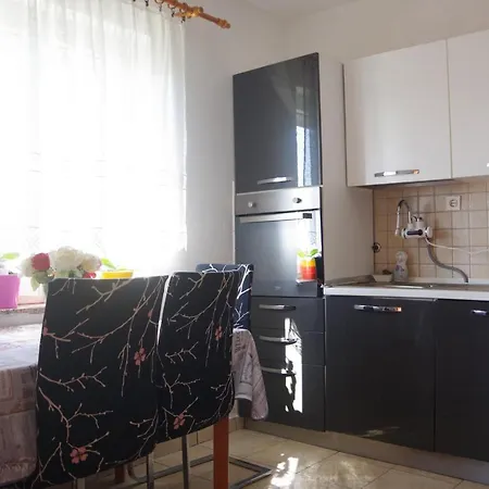 Opsenica Barbat Apartament