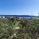 Apartman Opsenica Barbat Barbat na Rabu