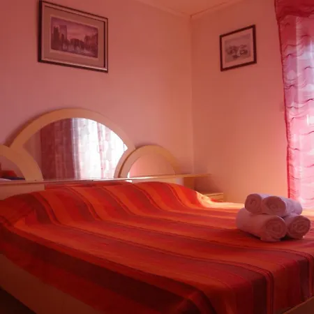 Apartments Opsenica Barbat