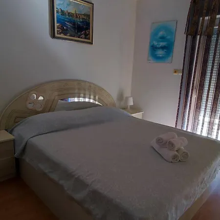 Apartments Opsenica Barbat Apartment *