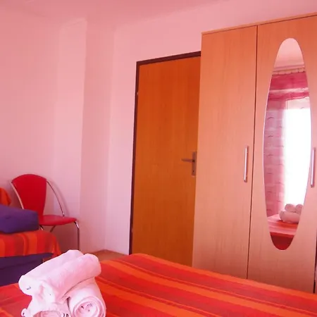 Apartment Apartments Opsenica Barbat *
