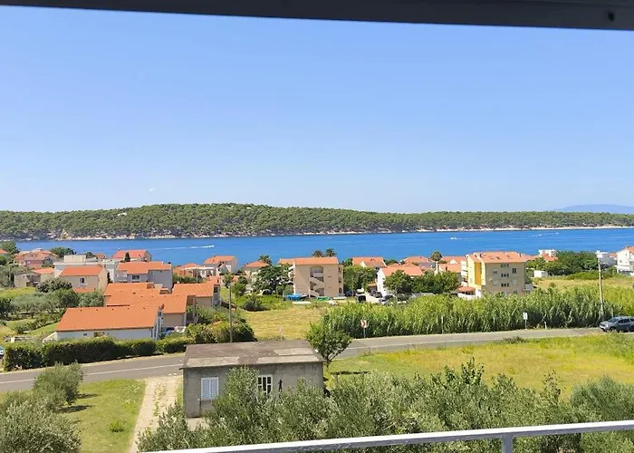 Apartments Opsenica Barbat